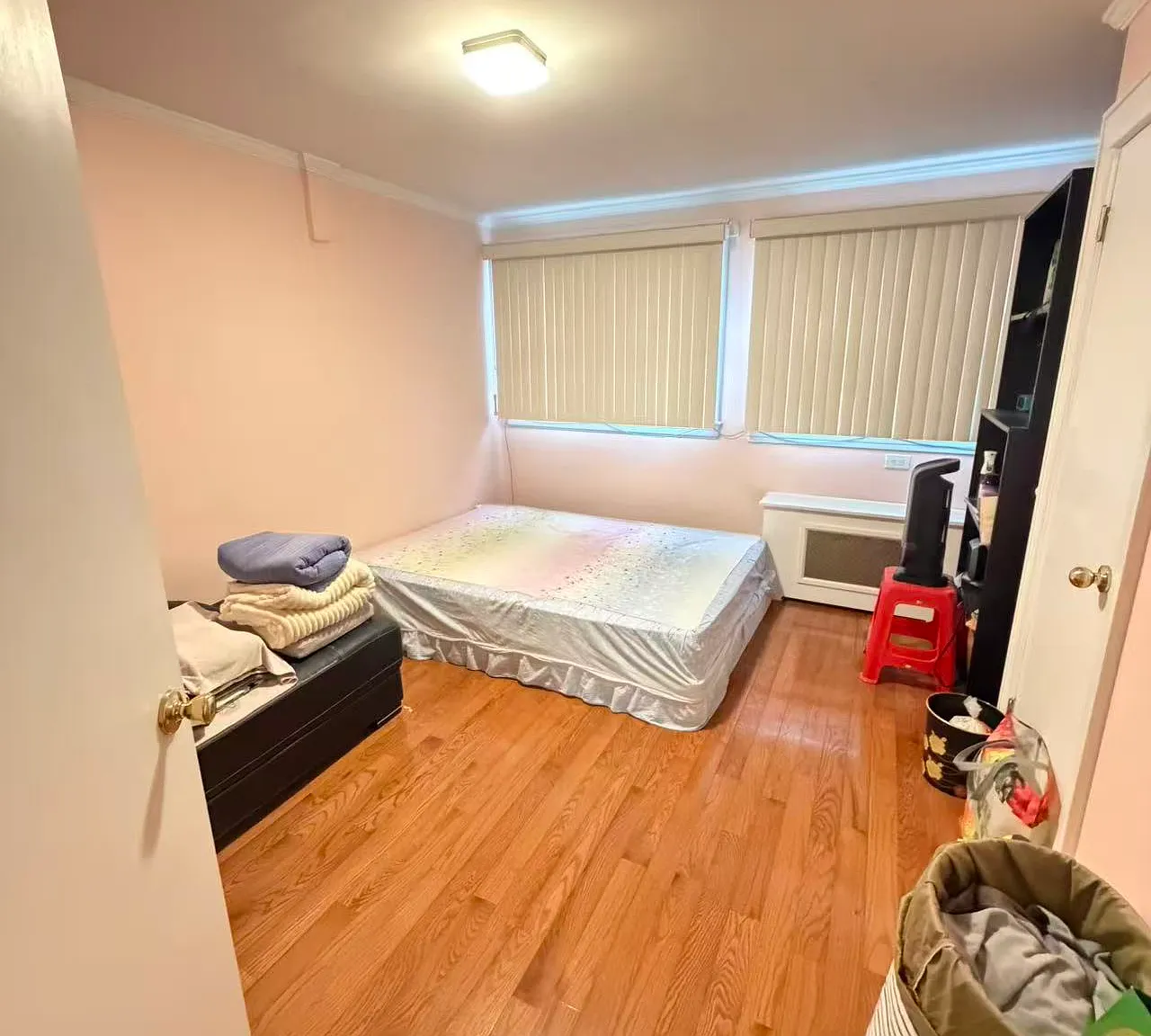 2 bed, 1000 sqft, $3,300 — Photo 4