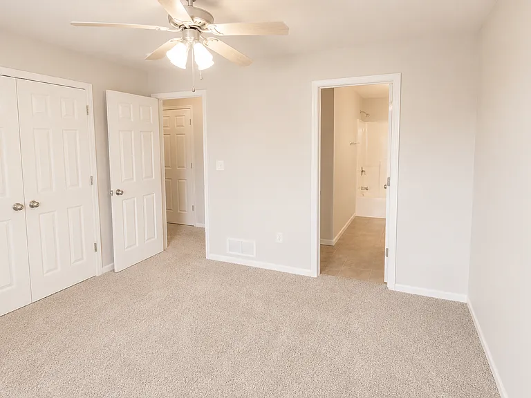 4005 Snowy Owl Dr — Photo 12