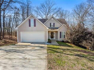 28 Cameron Ct, Jefferson, GA 30549