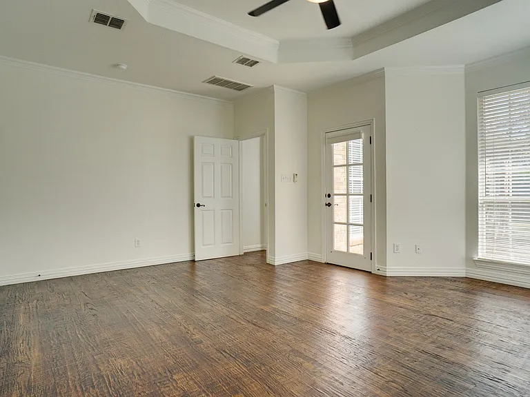 1307 Normandy Dr — Photo 20