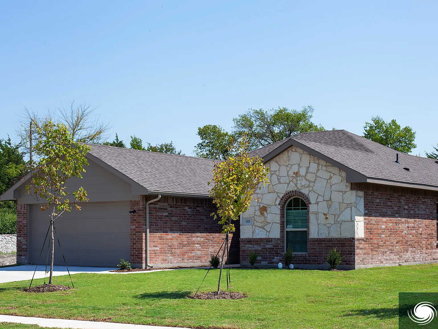 Villas at Camden Park — Photo 4