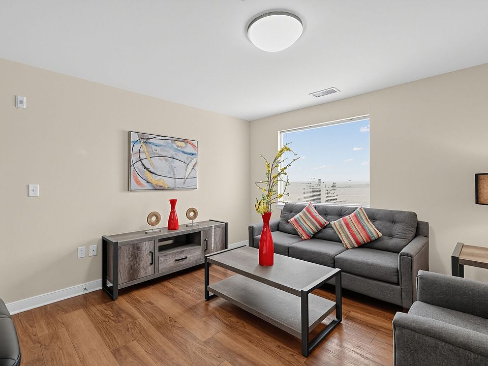 1st image of 323 62nd St NE #411