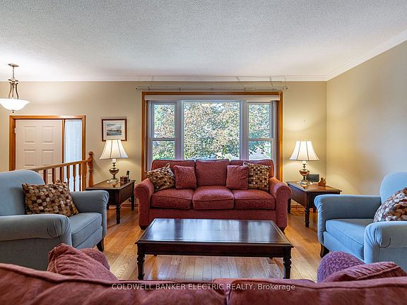 5th image of 962 Golfview Rd