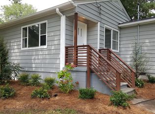 2624 Knoll Rd SE, Smyrna, GA 30080