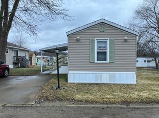 1179 Hawthorne Dr #1179, Brookfield, OH