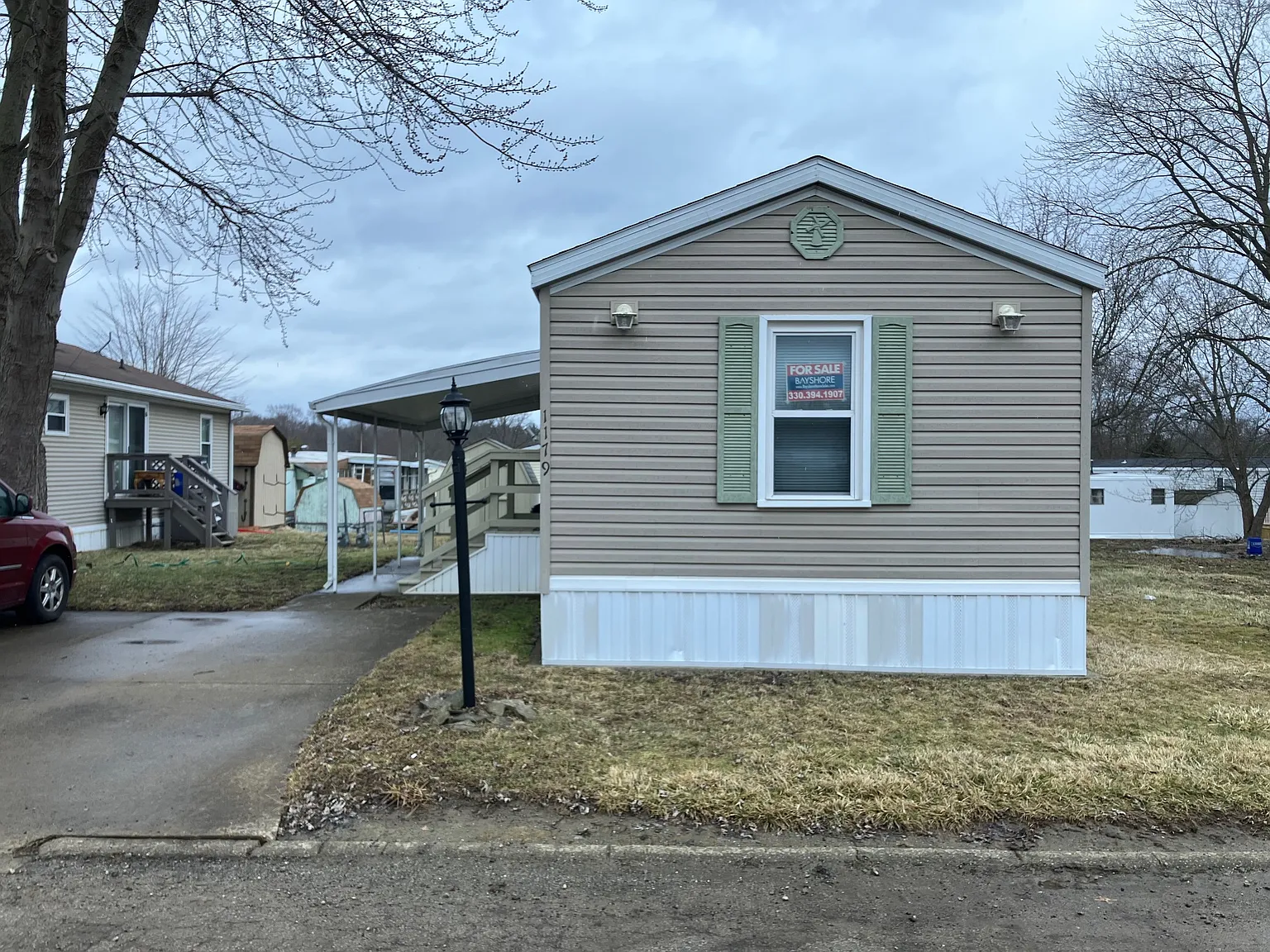 1179 Hawthorne Dr #1179 photo 1