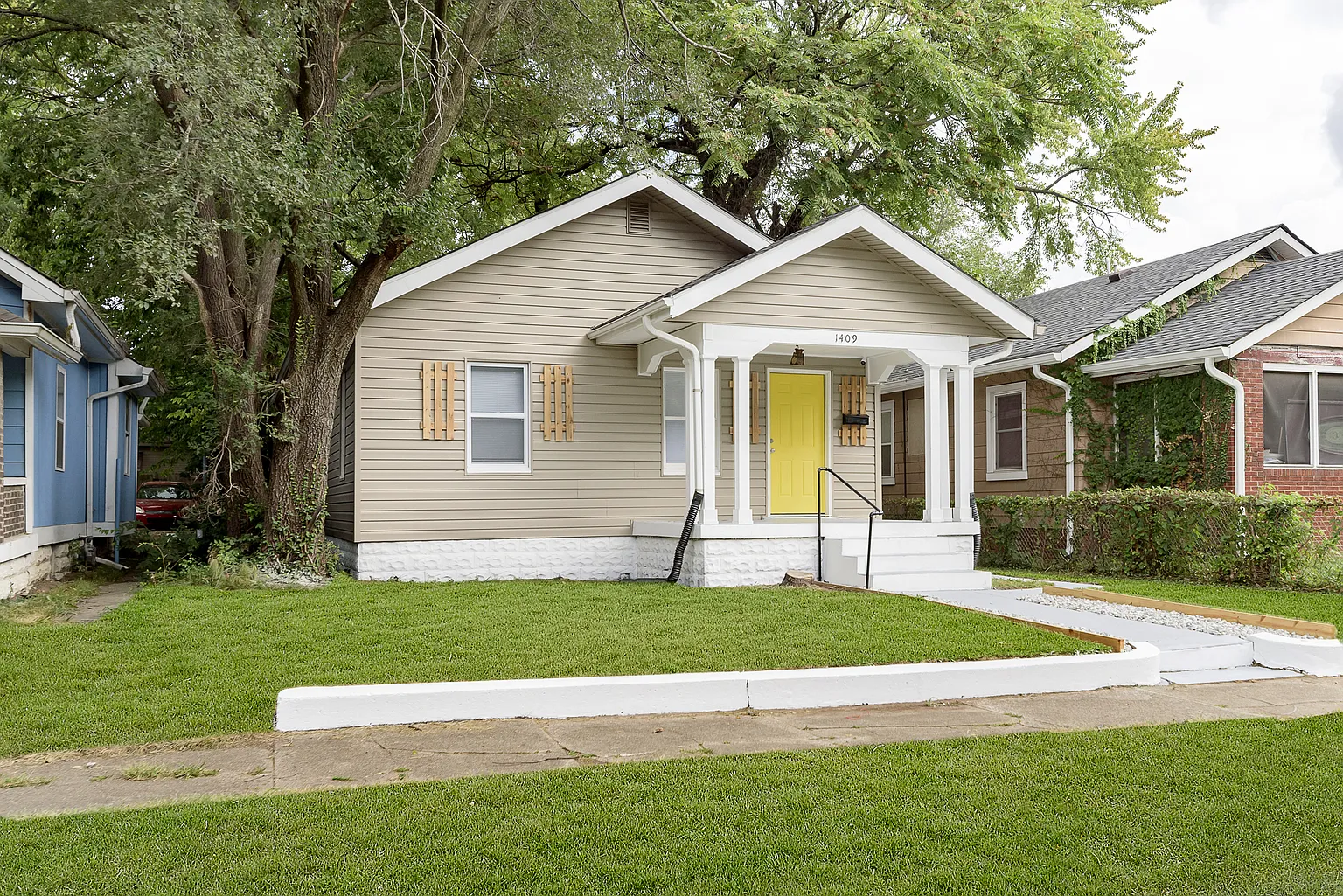 1409 N Warman Ave photo 1