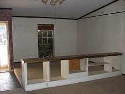 3rd image of 5509 Castle Ct