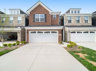 43538 Chancellor Ln, Novi, MI 48375