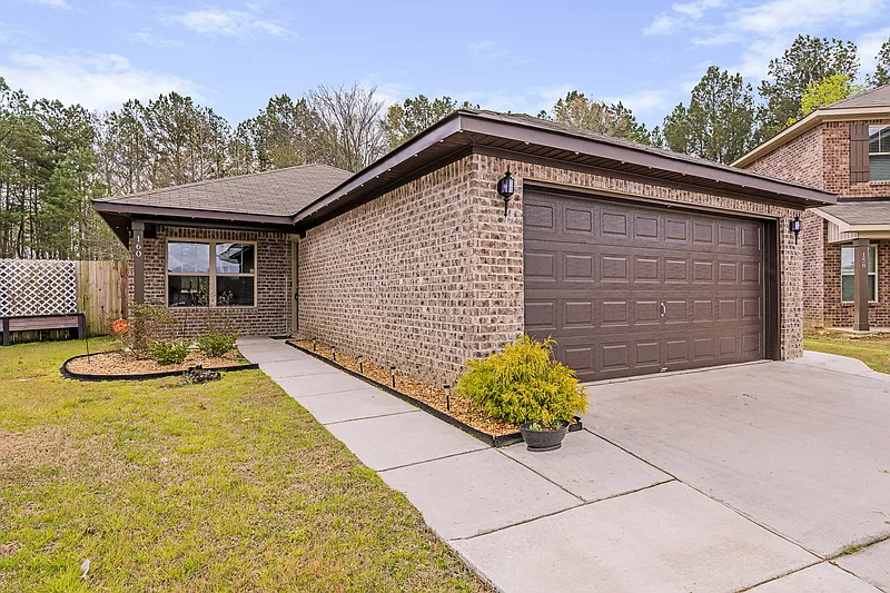 160 Winstead Cir