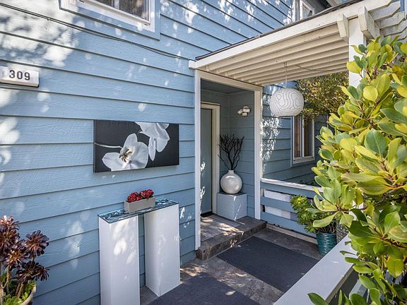3rd image of 309 Barbara Ln