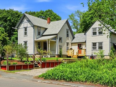 97 Shelburne Rd, Greenfield, MA, 01301