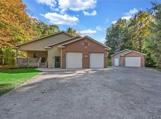 12475 Cary Rd, Alden, NY 14004