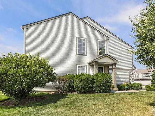 3279 Bromley Ln, Aurora, IL