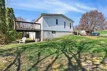 3rd image of 4670 Brennan Woods Dr