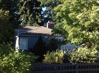 3221 NE 88th St, Seattle, WA 98115