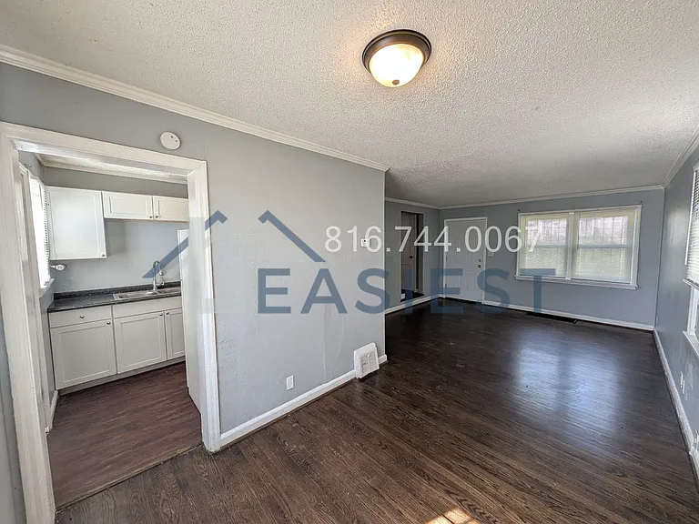 5513 Wabash Ave — Photo 6