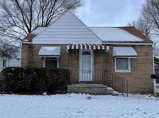16555 Roberts St, Roseville, MI 48066