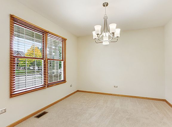 3rd image of 417 Glen Mor Dr