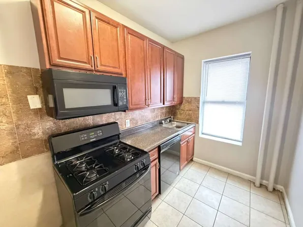 18 Wright Avenue image 19 of 35