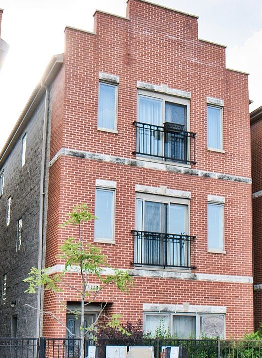1st image of 3440 N Harlem Ave #3