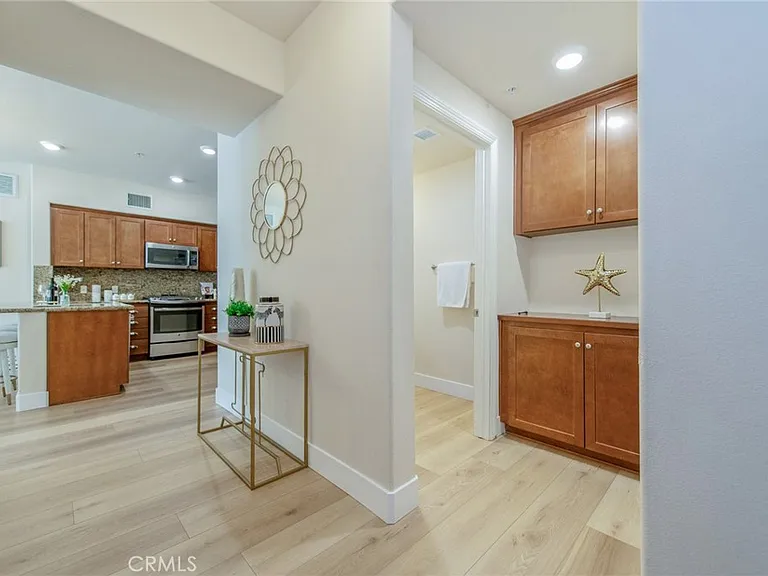 28220 Highridge #204 — Photo 5