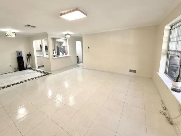 790 River Road image 10 of 24