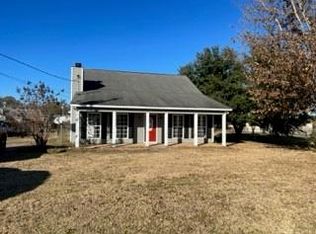 39 Wheatfield Dr, Fort Mitchell, AL 36856