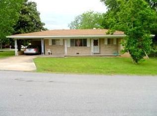 500 Oklahoma Ave, Poteau, OK 74953