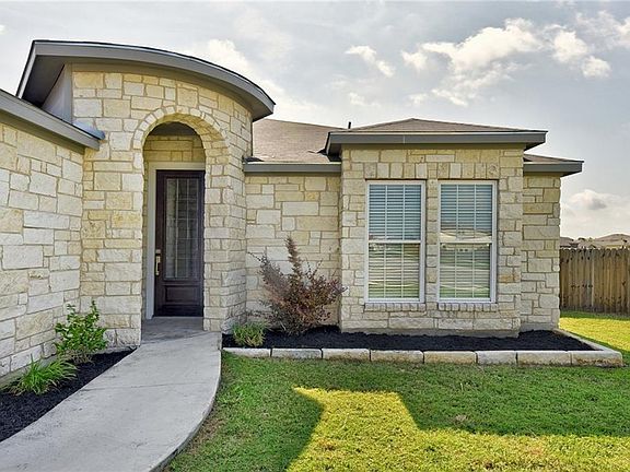 3rd image of 1000 Blackman Ct
