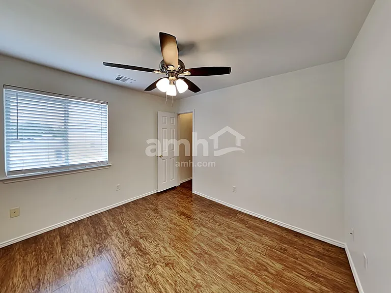 2848 Deerfern Ln — Photo 18