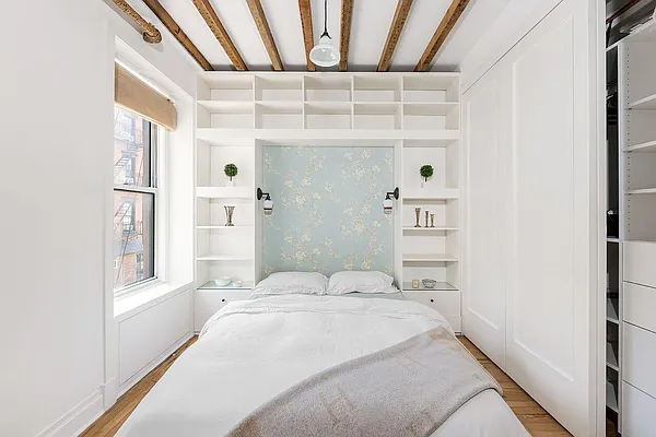 Sold by Town Residential | media 7