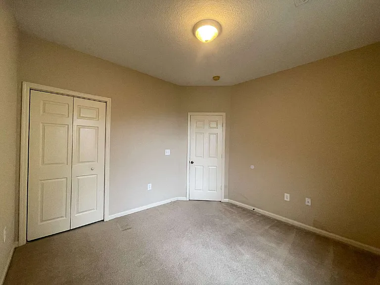 806 Baldwin Rowe Cir #1 — Photo 12