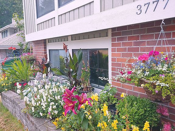 3rd image of 3777 NW Highland Ct