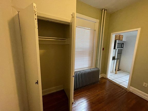 2nd image of 222 Buckingham Pl #1F