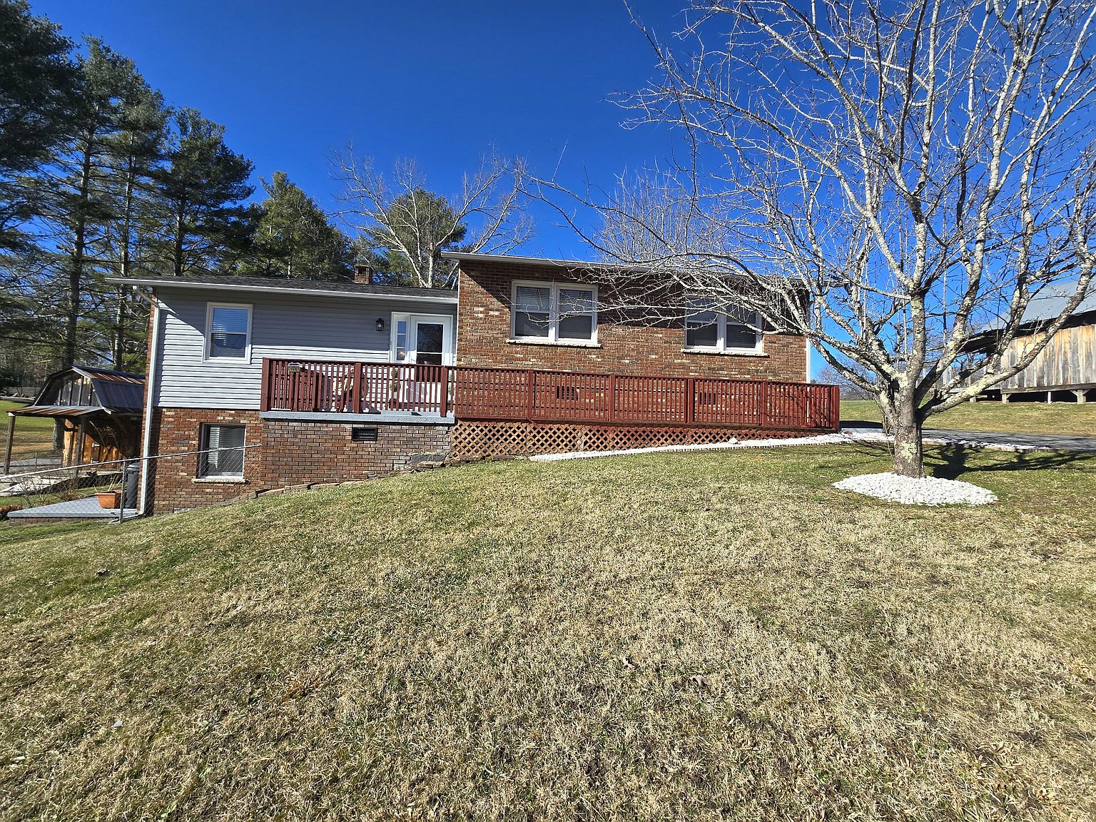 105 Simpkins St, Shady Spring, WV 25918 Zillow