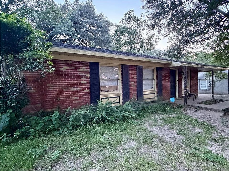 1st image of 402 La Rose Dr