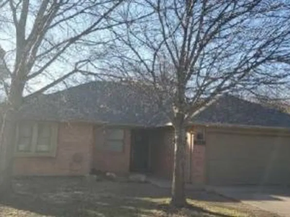1950 Chimneywood Ct, Abilene, TX 79602
