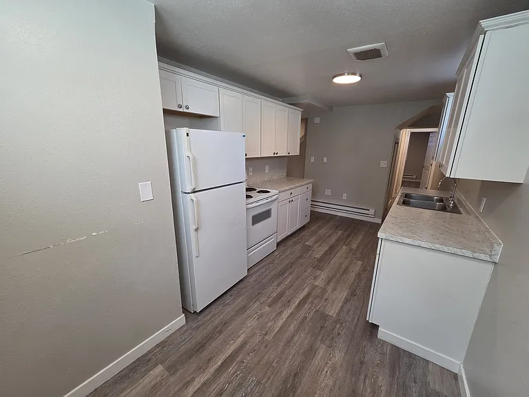 352 I St — Photo 15