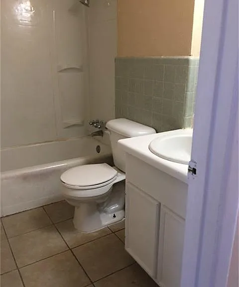 275 N 7th St #2 — Photo 6