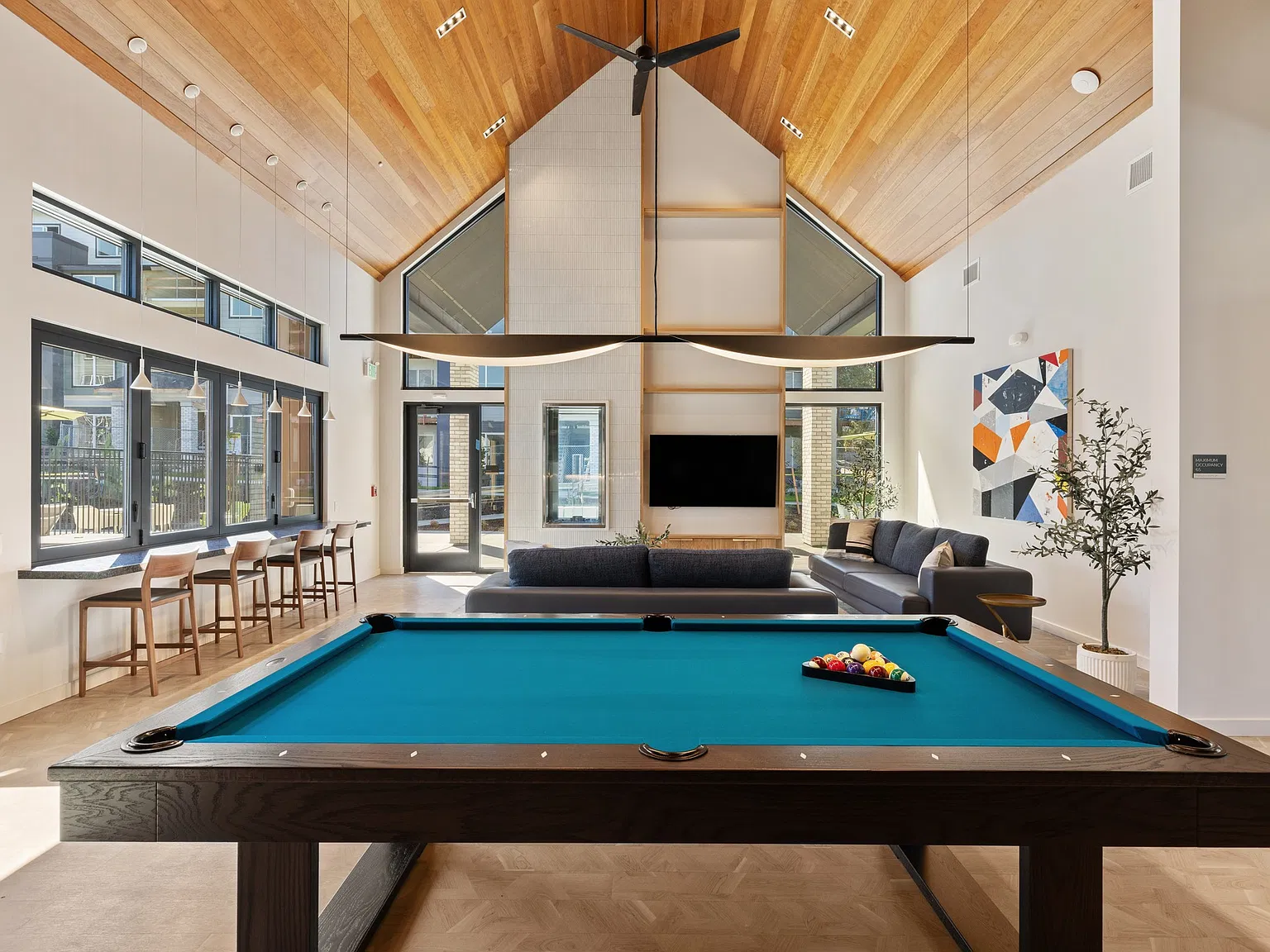 Hillstone — Photo 2