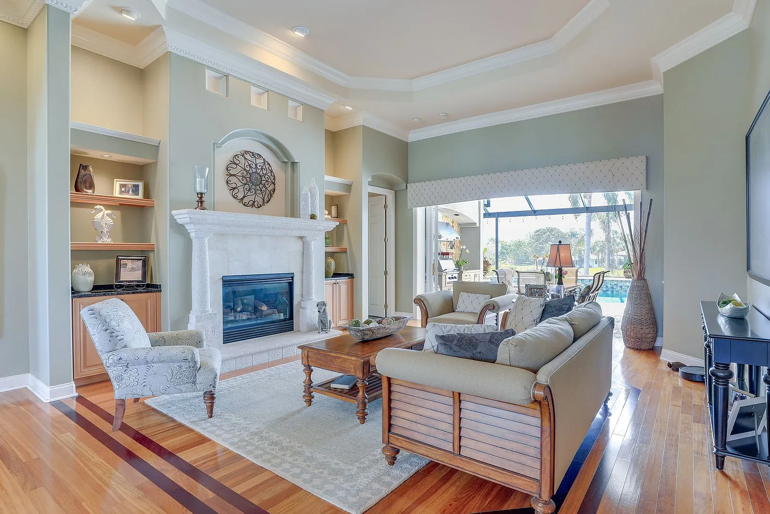 3 bed, 3.0 bath, 3875 sqft, $8,451 — Photo 1