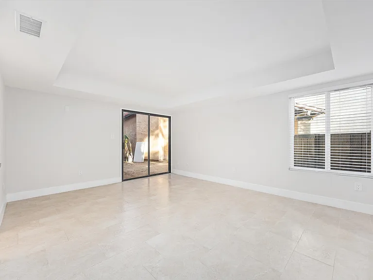4157 Pinewood Lake Dr — Photo 17