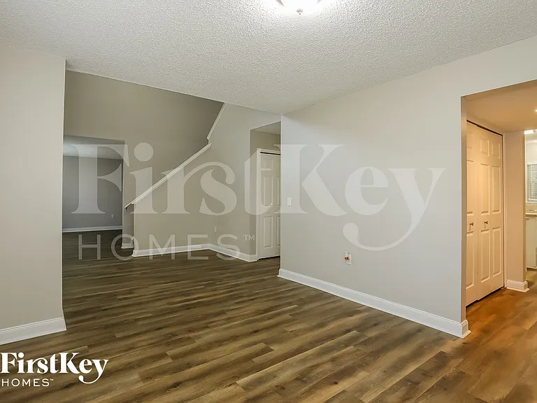 3500 Hickory Landing Ct — Photo 4