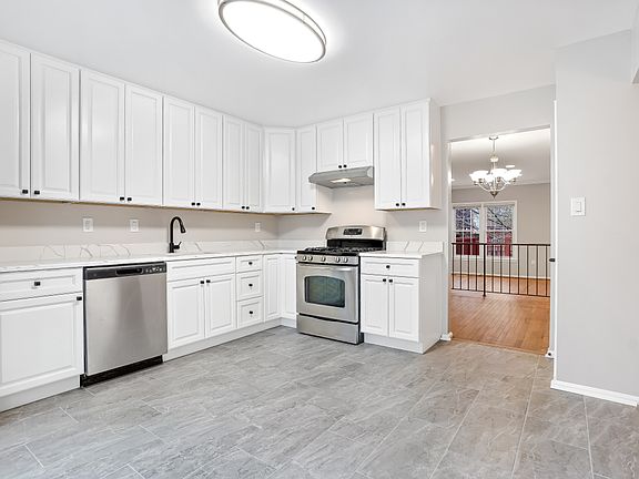 4th image of 10106 Bosworth Ct