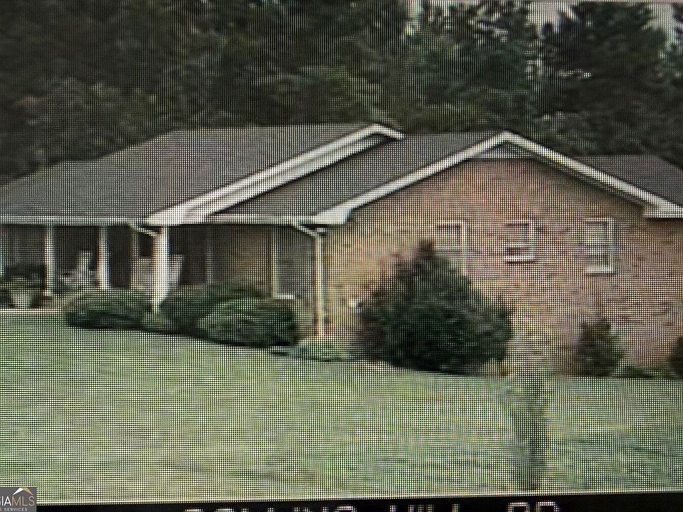 1st image of 885 Collins Hill Rd