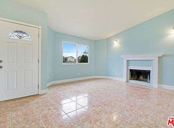 4th image of 24151 Clover Ave