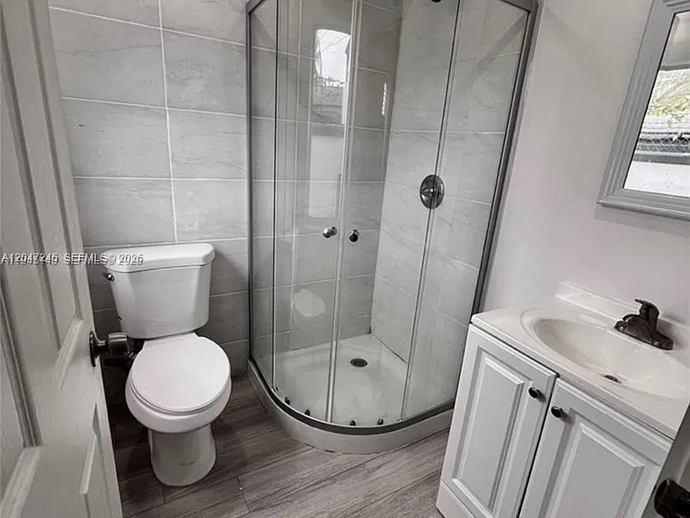 852 SW 13th Ave #3 — Photo 13