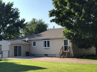 416 Clarendon St, Kingsley, IA 51028