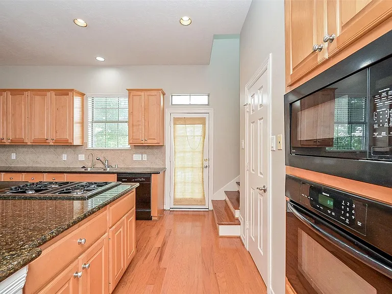 7933 Telluride Dr — Photo 10